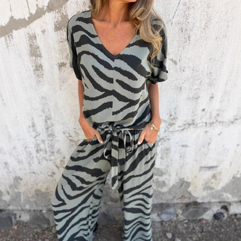 Gilberta - Completo due Pezzi con Top a V e Pantaloni Stampa Zebra