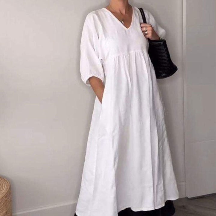 Shantel - Casual V-neck Dress