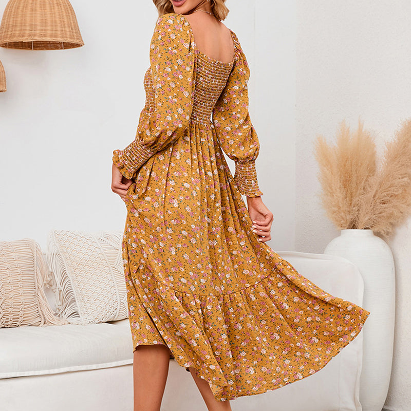 Vasilya - Abito Elegante con Maniche Svasate e Motivo Floreale
