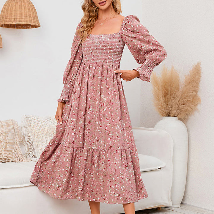 Vasilya - Abito Elegante con Maniche Svasate e Motivo Floreale