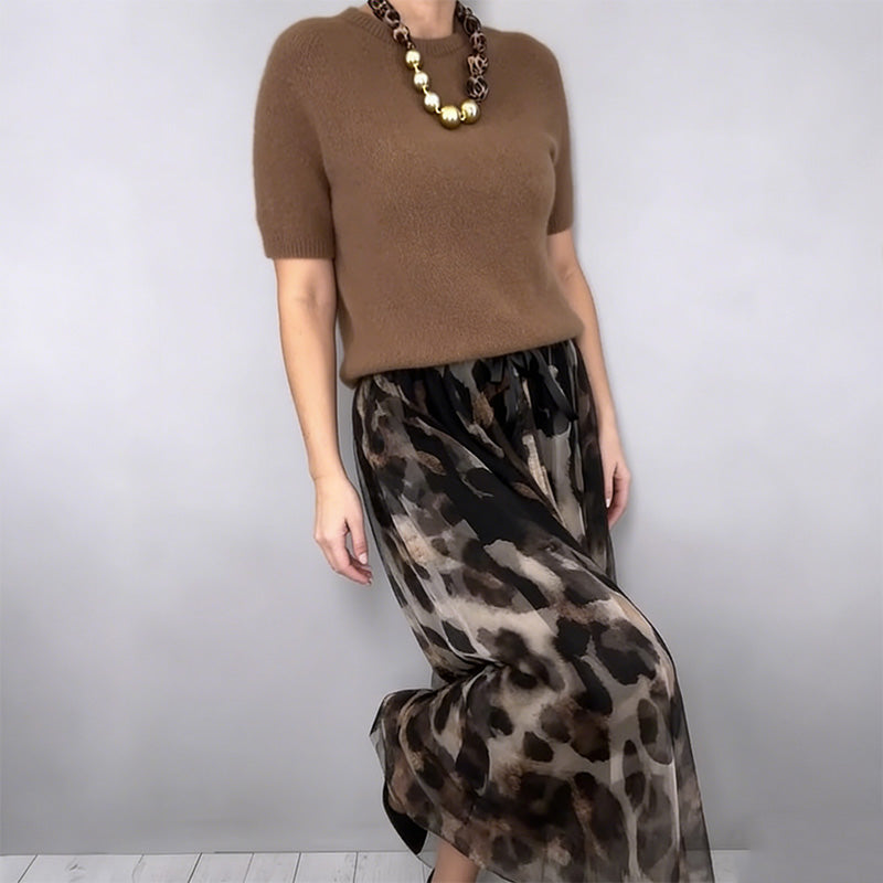 Orli - Elegante Maglione e Gonna Floreale Con Stampa Leopardata