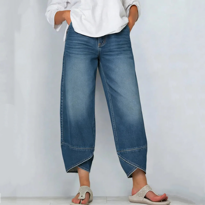 Synira - Jeans Casual a Zampa Corta
