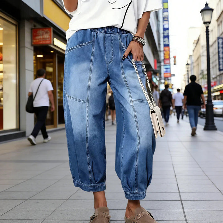 Madavi - Jeans Con Elastico in Vita e Taglio Corto e Ampio